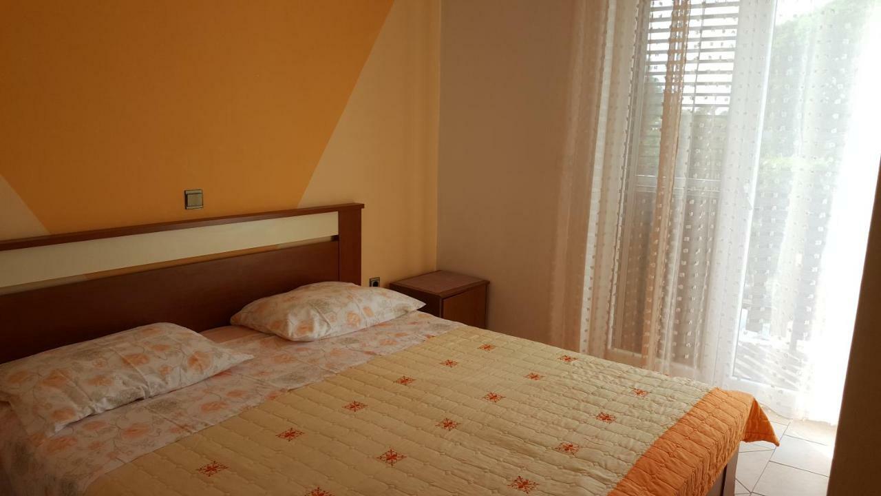Apartments Stana Sukošan Exterior foto